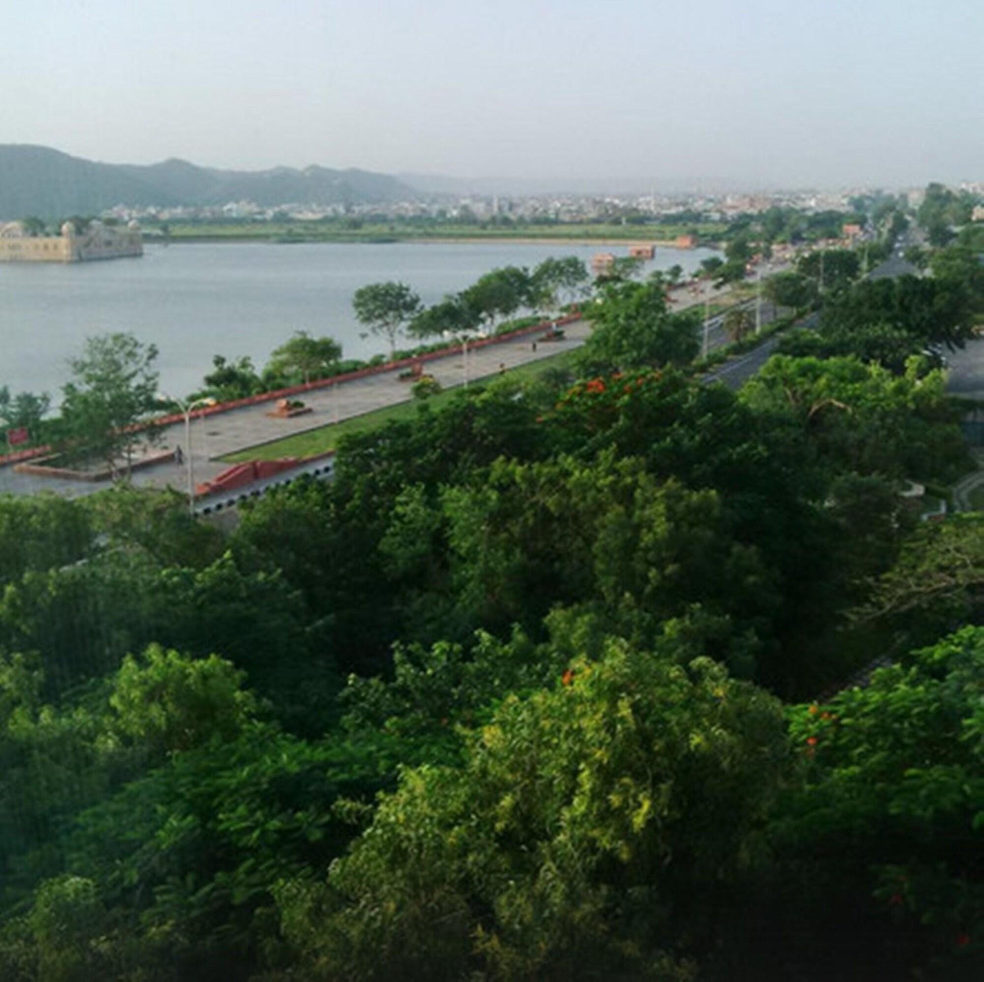 Regenta Central Jal Mahal, Jaipur Bagian luar foto